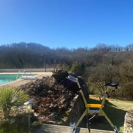 Authentique Avec Piscine Proche Rocamadour Hébergement de vacances