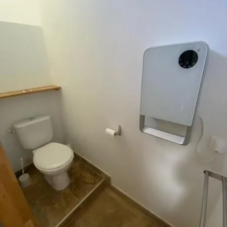 Hébergement de vacances Authentique Avec Piscine Proche Rocamadour Le Vigan (Lot)