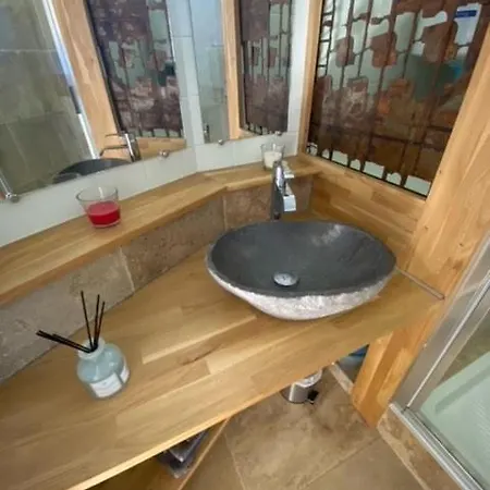 Дом отдыха Authentique Avec Piscine Proche Rocamadour Le Vigan (Lot)
